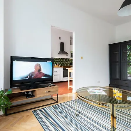 New Wawelo Cracow Old Town Apartments/ Garden View Apartment *